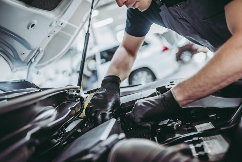 Customers in Kansas City can utilize several service coupons at the service department of Fenton Nissan of Legends
