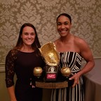 Rhodes wins Rawlings Gold Glove Award® for Softball