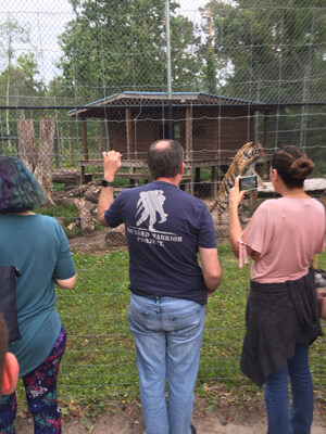 Wounded Warriors Get Up-Close With Big Cats at Catty Shack