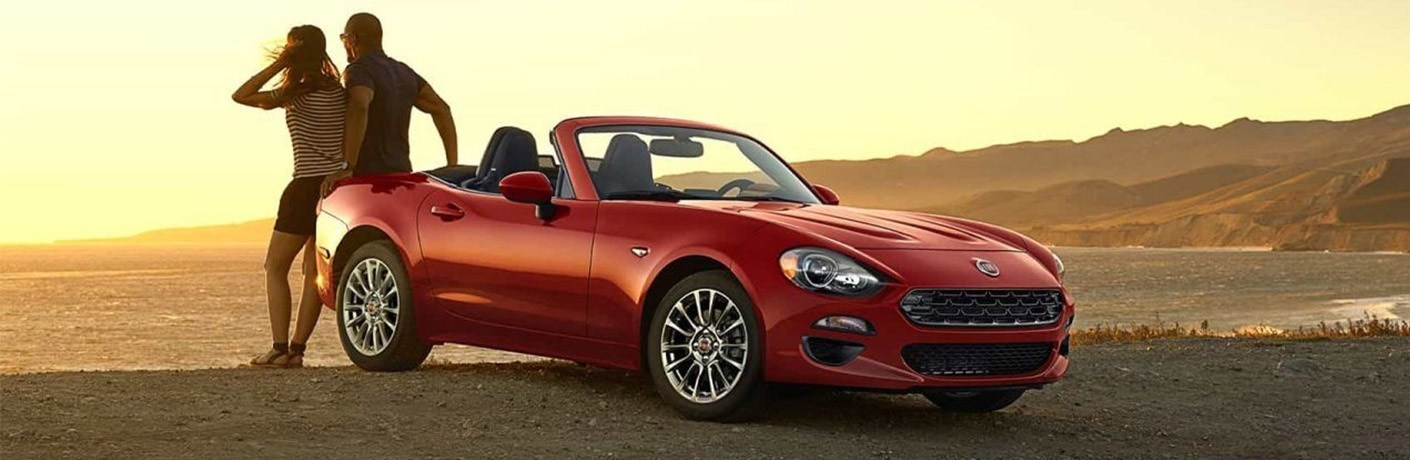 Glendale FIAT dealership has specials on 2018 500e, 124 Spider for Labor Day