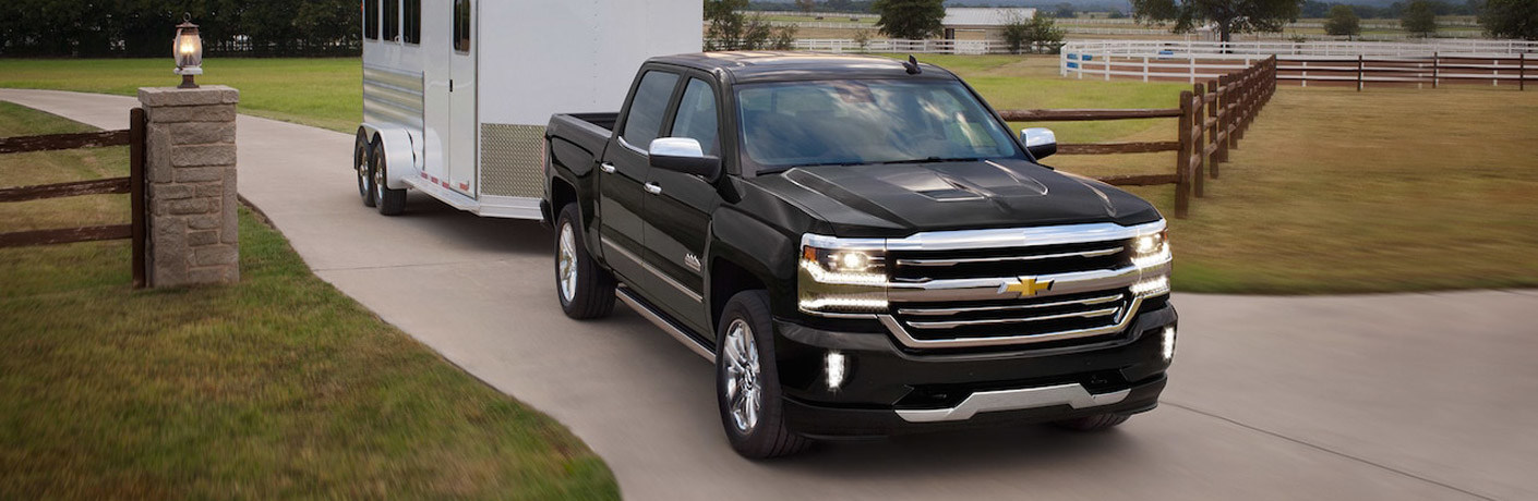 Front exterior view of a 2018 Chevrolet Silverado 1500