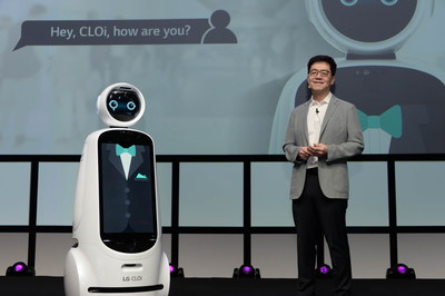 LG’s IFA opening keynote represents a significant milestone for the company, demonstrating how its commitment to staying at the forefront of AI development in the consumer electronics industry has earned it prominence in the world stage at Europe’s largest consumer electronics exhibition. During the keynote, CTO Park (pictured above) explained the three key pillars of artificial intelligence: Evolve, Connect and Open.