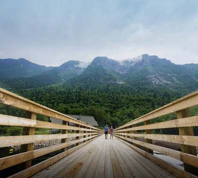 The benefits of outdoor activities on physical and psychological health have been widely demonstrated (CNW Group/Société des établissements de plein air du Québec)