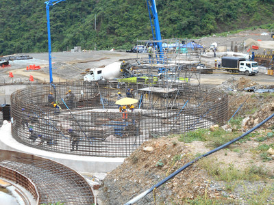 Photo 3: Leach Tank #3 Concrete Pour (CNW Group/Continental Gold Inc.)