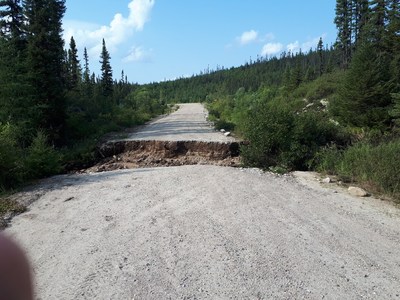 Fermeture temporaire d'un chemin sur le territoire public du Lac-Saint-Jean (Groupe CNW/Ministère des Forêts, de la Faune et des Parcs)