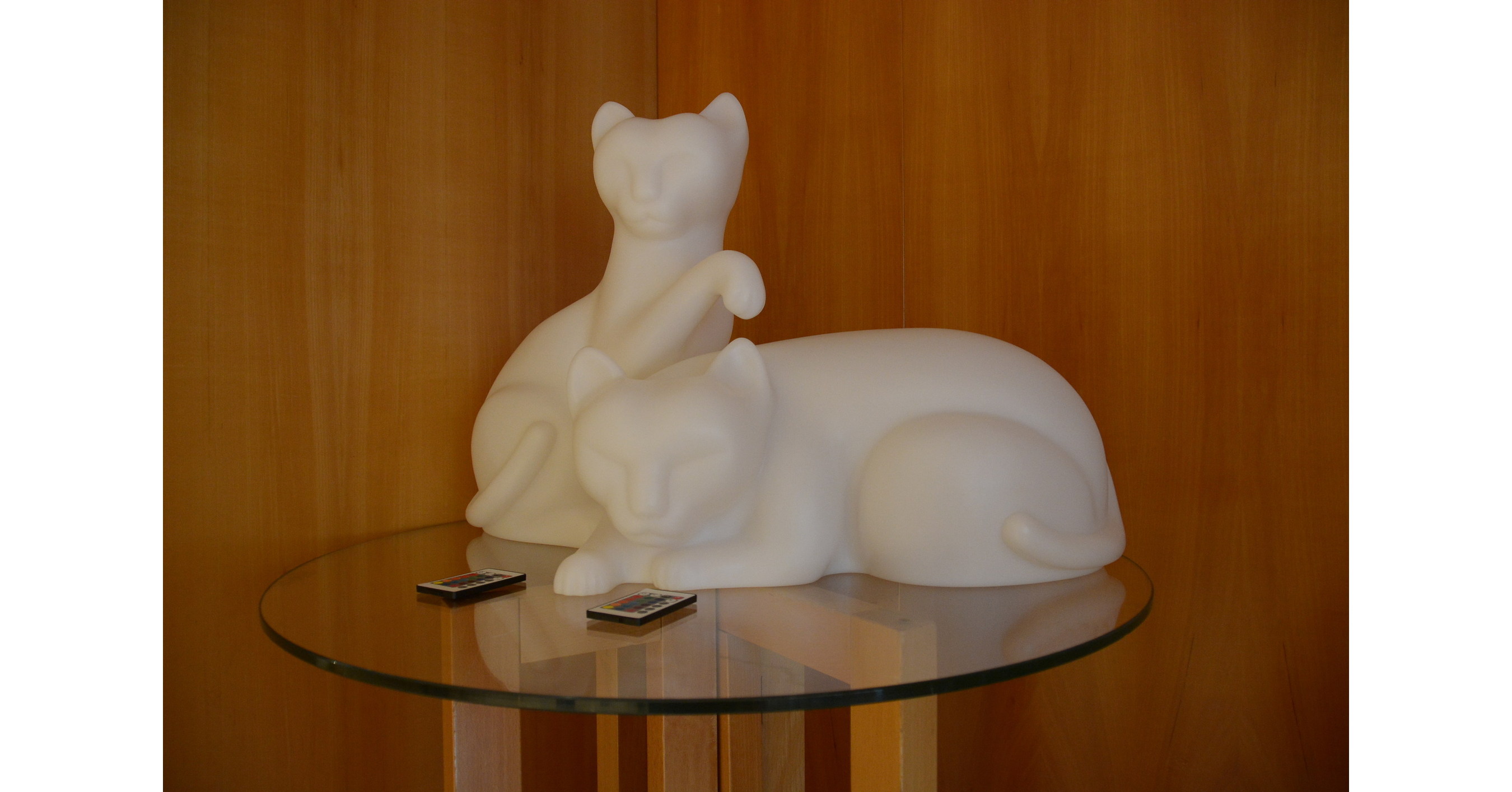 Statut de chats d'occasion - Décoration