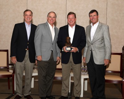 Tom Fanning, Southern Company Chairman, President and CEO, receives the Edison Electric Institute’s (EEI’s) Distinguished Leadership Award by his industry peers for his significant contributions and commitment to the electric power industry. Pictured left to right: Dominion Energy Chairman, President and CEO Tom Farrell; American Electric Power Chairman, President and CEO Nick Akins; Tom Fanning; EEI President Tom Kuhn. Photo Credit: EEI