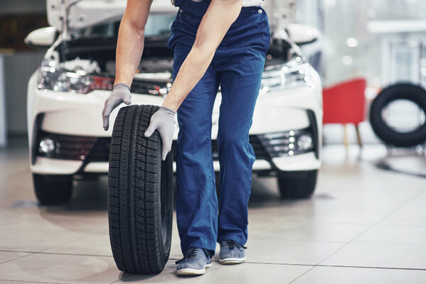 Customers in Collins, MS can receive special mail-in rebates when they purchase select new tires at the Sullivan Motors Service Center (PRNewsfoto/Sullivan Motors)