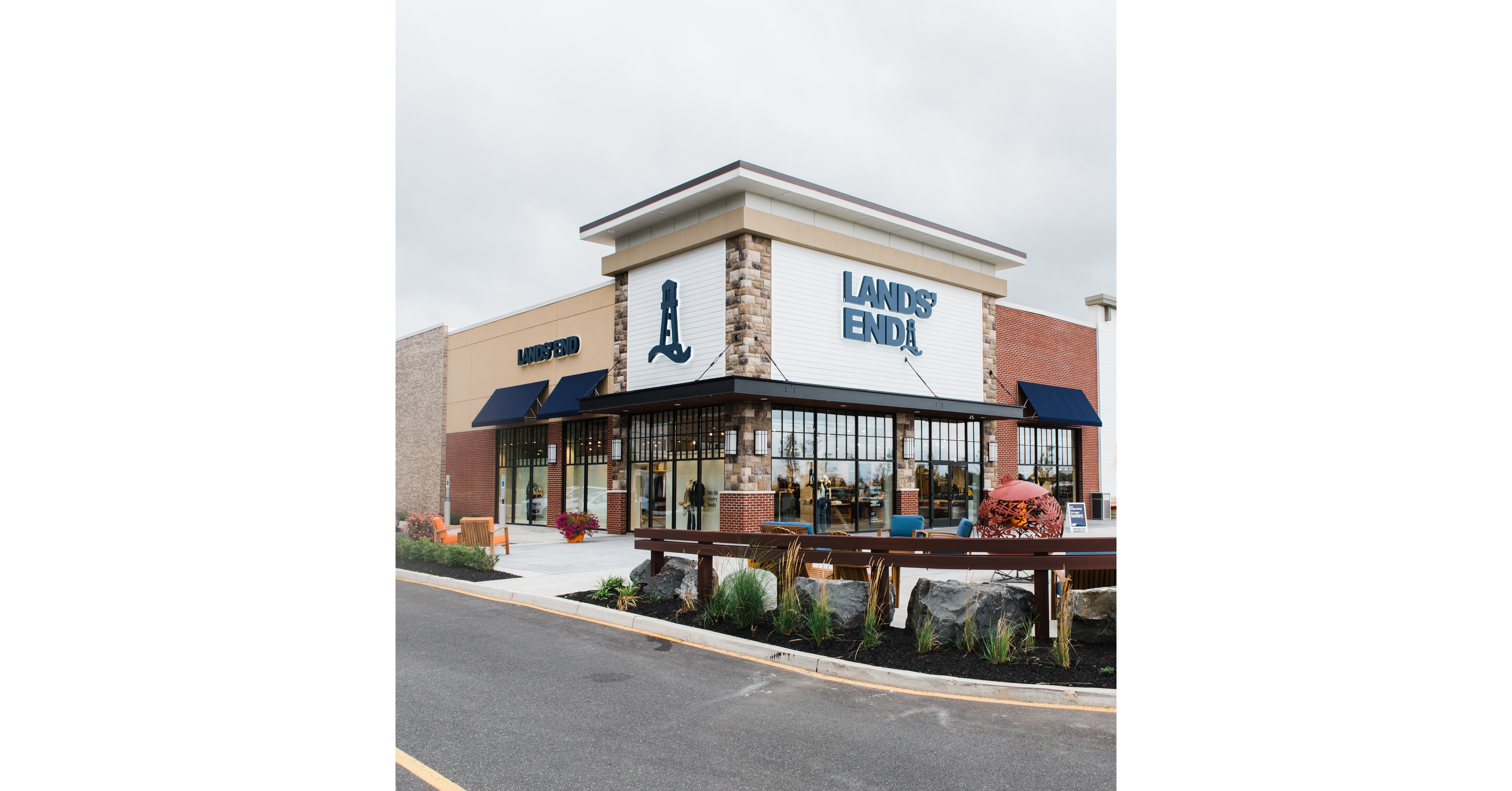 Lands' End Opens First Standalone Store in New Jersey