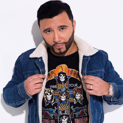 AIRE RADIO NETWORKS TO LAUNCH LA MEZCLA CON ALEX SENSATION, THE FIRST EVER SYNDICATED RADIO PROGRAM FEATURING ONE OF THE MOST POWERFUL AND INFLUENTIAL LATIN DJs AND MUSIC ARTISTS TODAY.