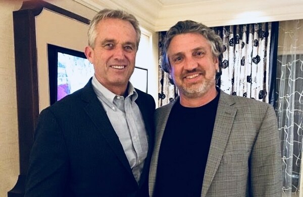 Robert F. Kennedy, Jr. (left), represented ICAN and founder Del Bigtree in its successful lawsuit against HHS.