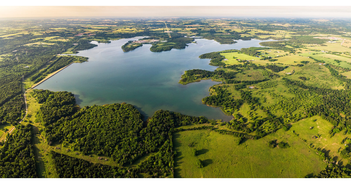 Tired Of The Crowds On Texas Lakes? Buy Your Own 1,080Acre Private
