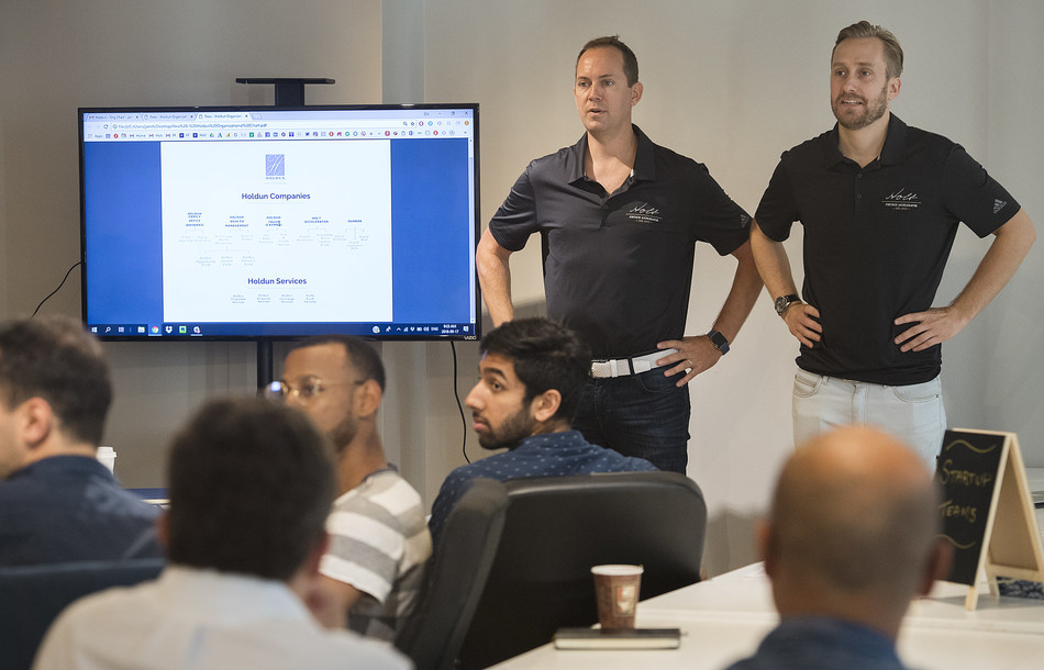 13 selected fintech companies from around the world to gather in Montreal (CNW Group/Holt Fintech Accelerator)