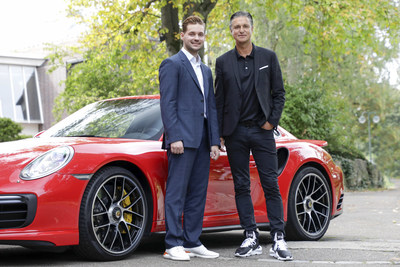Vitaly Ponomarev (WayRay CEO) and Lutz Meschke (Porsche Deputy Chairman) WayRay CEO Vitaly Ponomarev