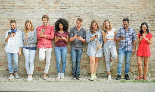 Millennials enjoy finding products and shopping on social media, according to a new survey from DesignRush. (PRNewsfoto/DesignRush)