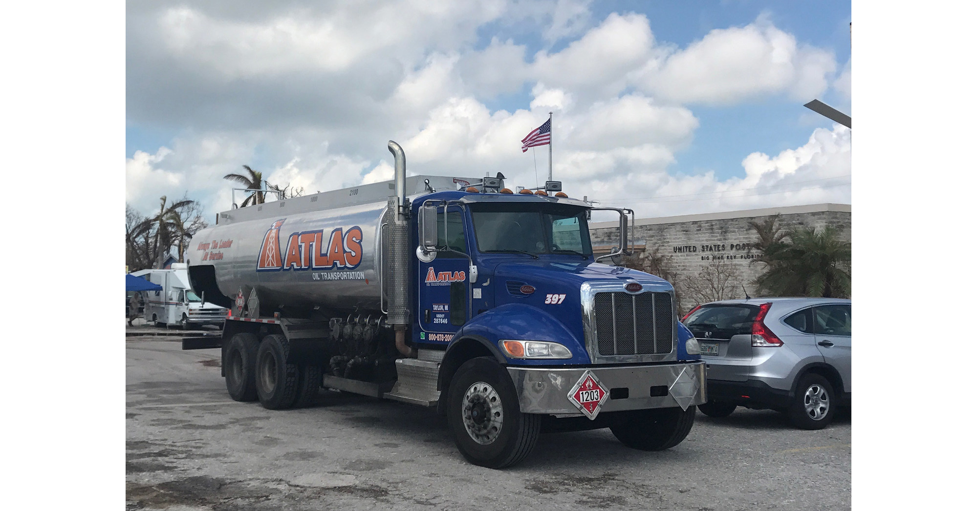 Atlas Oil Wins USPS Supplier Excellence Award for Work Completed During