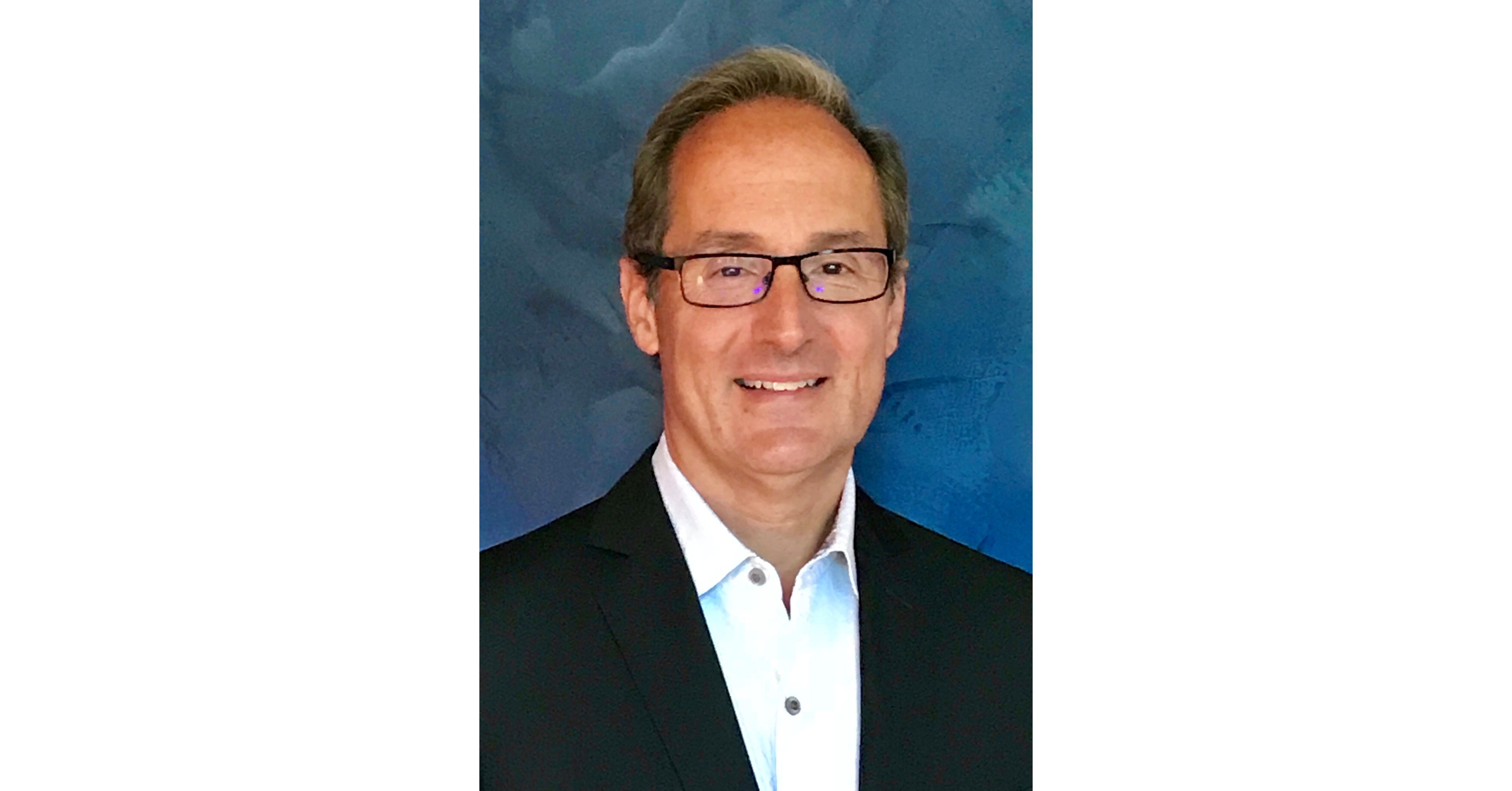 Victor dos Santos Named President of Commercial Insurance