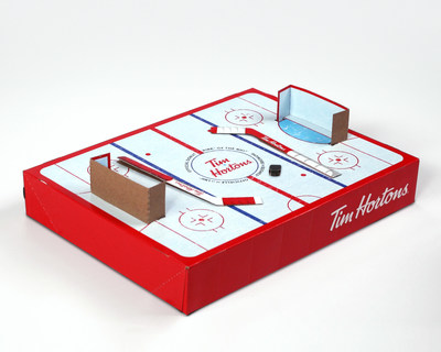 Les cartes à jouer de la LNH(MD) Tim Hortons® sont de retour dans les restaurants partout au pays (Groupe CNW/Tim Hortons)