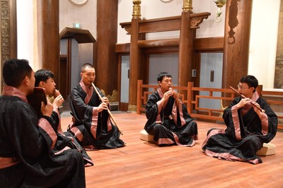 Players are playing Chinese traditional musical instrument during the Fifth Nishan Forum on World Civilizations.