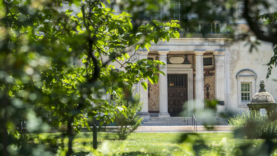 The educational partnership between Saint Joseph's University and the Barnes Foundation expands opportunities for both students and the surrounding community to engage in the horticulture education program, life sciences offerings and fine arts programming.