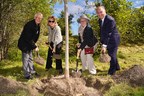 Planting of trees and shrubs: An important step in Montréal-Trudeau's acoustic screen project