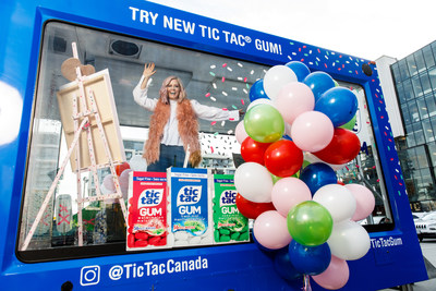 Tic Tac® Canada partners with Canadian designer Tiffany Pratt and local artist Frances Hahn to launch Tic Tac® Gum in Canada with an art installation using Tic Tac® Gum. (CNW Group/Tic Tac Canada)