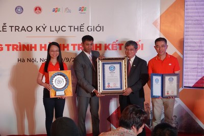 FPT was awarded the world record for "Connecting Journey"