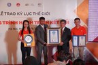 FPT was awarded the world record for "Connecting Journey" of 3,000 employees running across Vietnam in 31 days.
