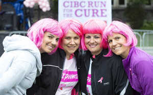 Photos from the 2018 Canadian Cancer Society CIBC Run for the Cure