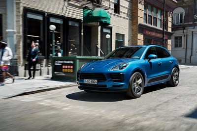 The new Macan made its European debut at the Paris Motor Show on October 2018. (CNW Group/Porsche Cars Canada)