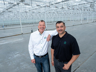 Rick Brar, Chief Executive Officer of Zenabis, and Leo Benne, Chief Growing Officer of Zenabis and former President and General Manager of Bevo Farm pictured in the Bevo Farms facility. (CNW Group/Bevo Agro Inc.)