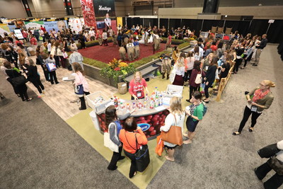 Ocean Spray will once again bring its pop-up cranberry bog to FNCE® 2018 at the Walter E. Washington Convention Center in Washington, D.C. from Oct. 20-23.