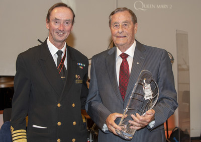 Captain Christopher Wells, Master of Queen Mary 2 with Kenneth C. Rowe, recipient of Samuel Cunard Prize for Vision, Courage and Creativity