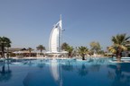 Le Jumeirah Beach Hôtel, mythique du Groupe Jumeirah rouvre ses portes le 19 octobre 2018 après 5 mois de travaux de rénovation