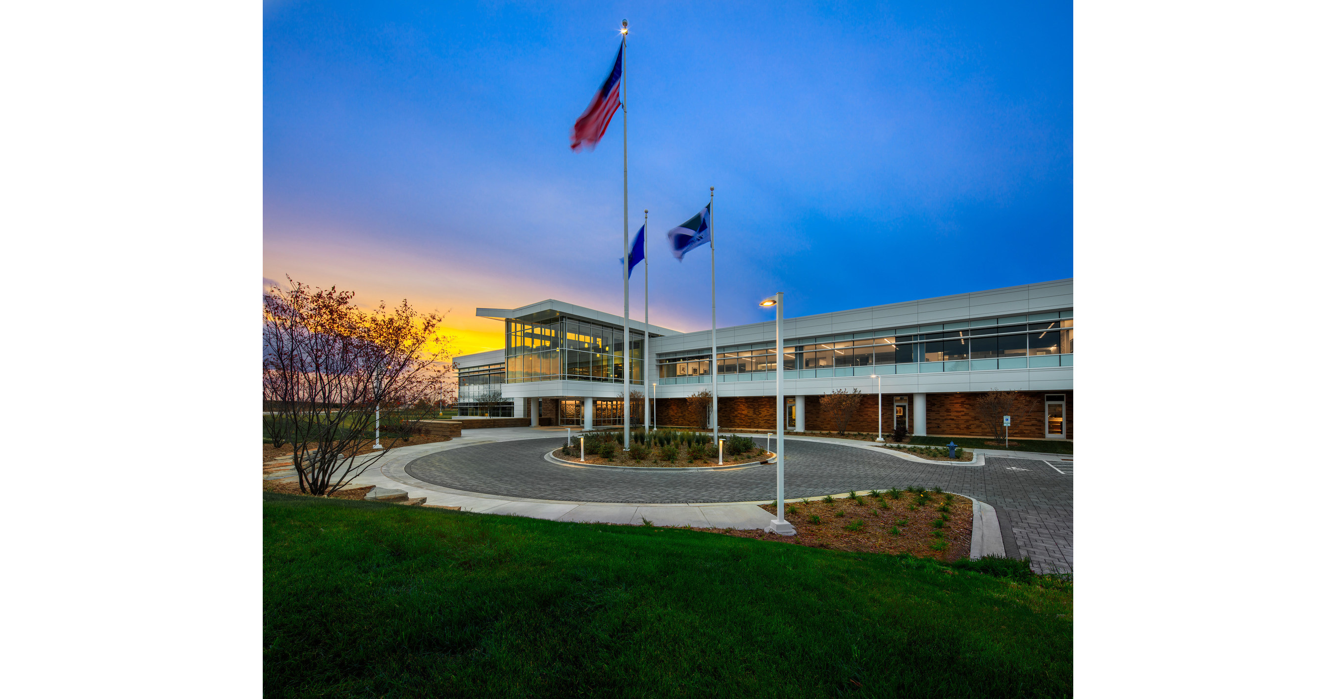 Menasha Corporation Receives Wisconsin 75 Distinguished Performer Award