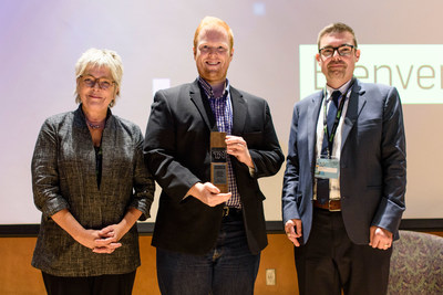 Nicole Perreault, conseillère en technologies éducatives au Réseau des répondantes et répondants TIC - Fédération des cégeps, Simon Parent, étudiant au doctorat en psychopédagogie à l'Université de Montréal et Patrick Plante, professeur au Département Éducation à l'Université TÉLUQ (Groupe CNW/Université TÉLUQ)