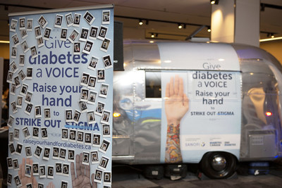 Canadians are invited to join the conversation: Raise Your Hand for Diabetes (CNW Group/SANOFI)