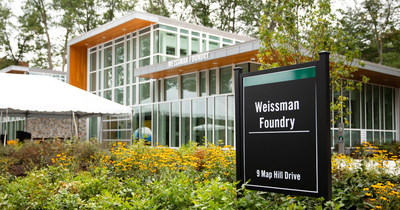 Designed as an intentional mashup of student interests, the Weissman Foundry is meant to ignite forward-thinking idea exploration, iteration, and design, and to facilitate meaningful knowledge transfer between the Babson College, Olin College of Engineering and Wellesley College communities.