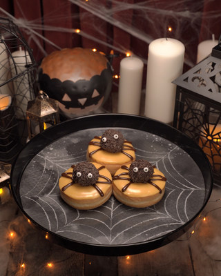Surprenez vos papilles à l'halloween avec le beigne araignée affolante de Tim Hortons®