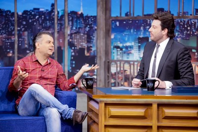 Danilo Gentili entrevista W. Veríssimo no The Noite desta quarta (PRNewsfoto/SBT)