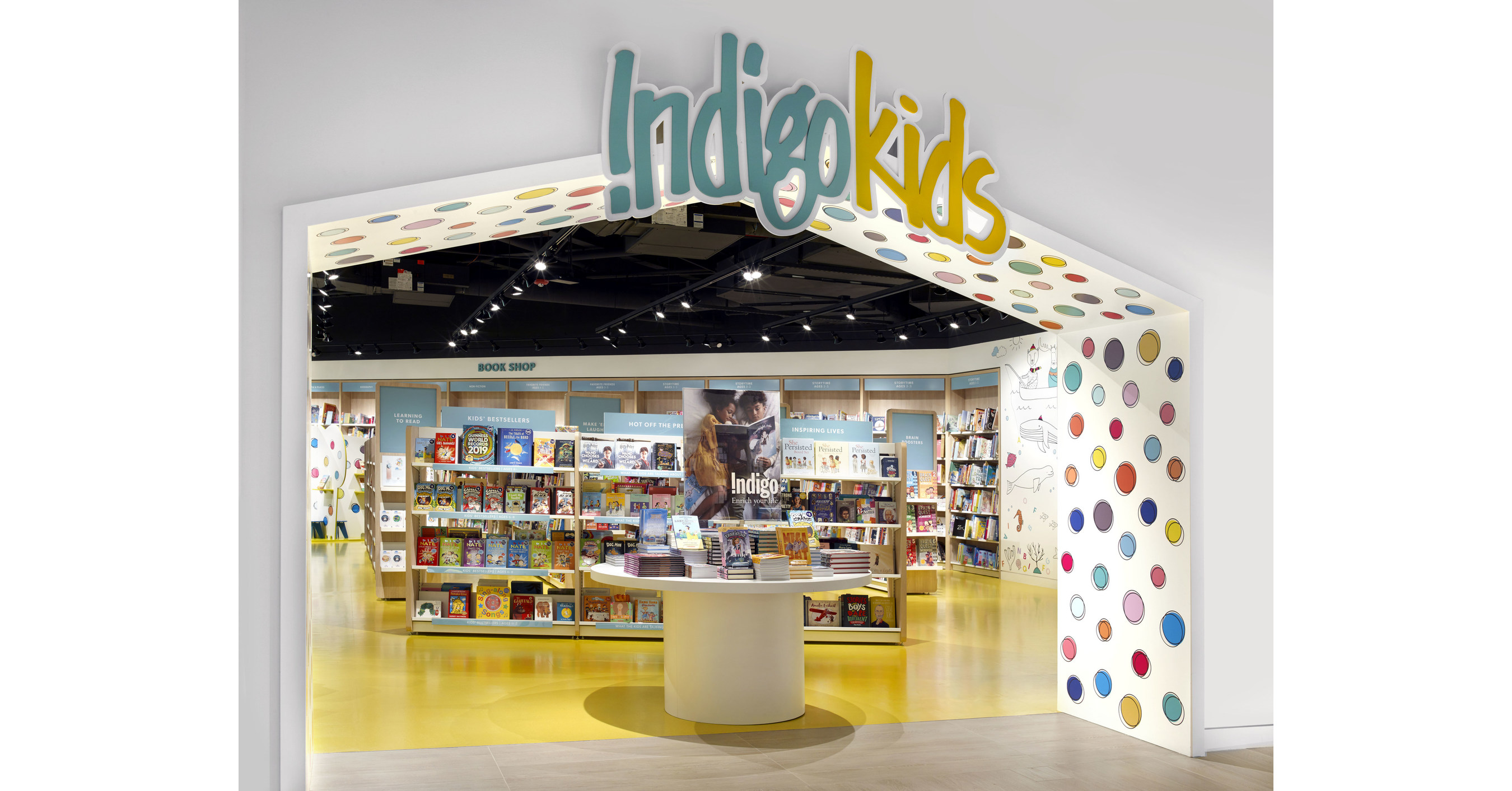 Canadian Retailer Indigo Opens First US Store at The Mall at Short