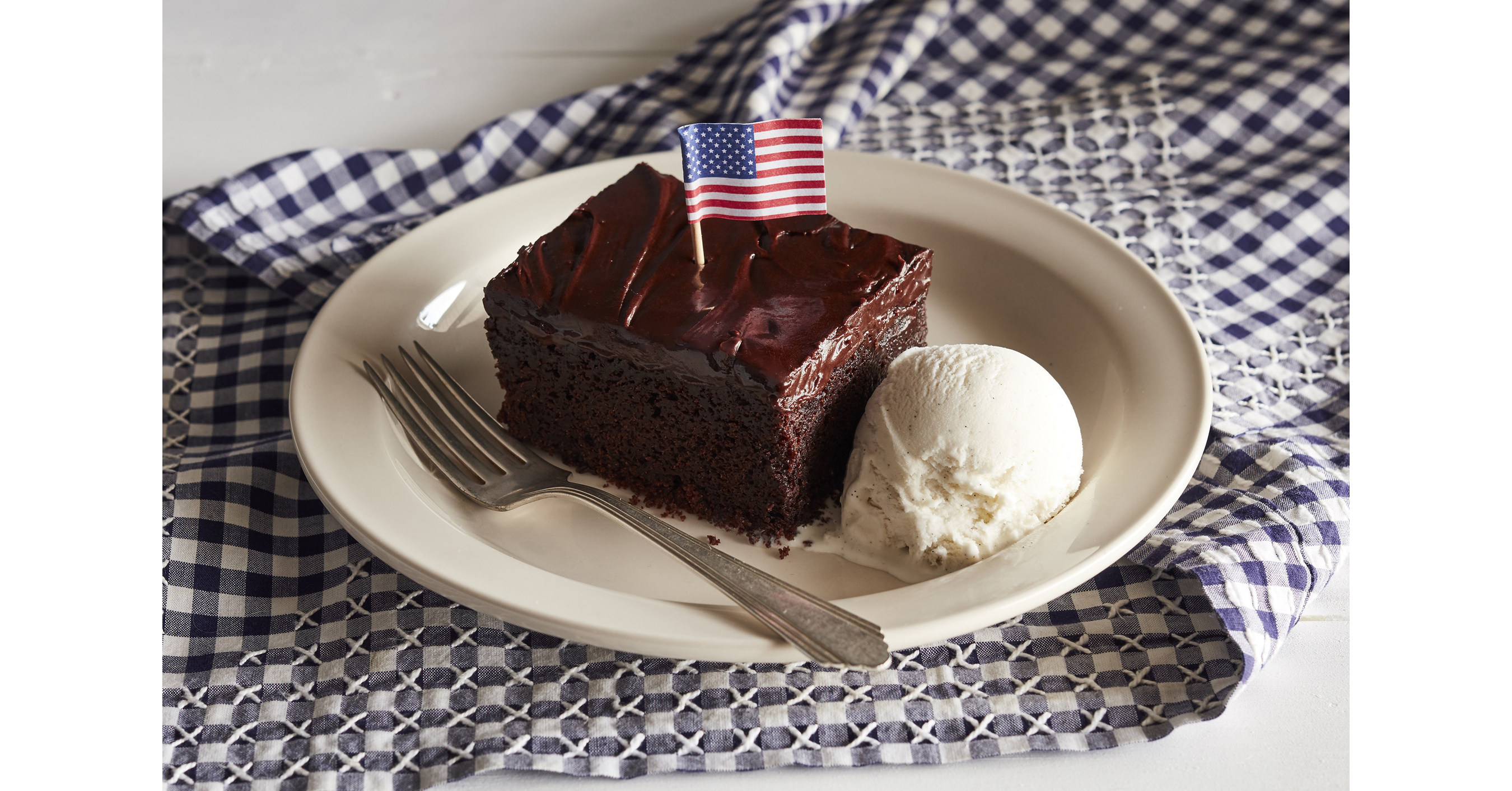 Cracker Barrel Old Country Store® Honors Our Nation's Military this