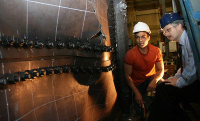 A gift by Chevron Canada to the University of Alberta will enhance safety by teaching future engineers how to better include safety and risk management practices in their careers. (CNW Group/University of Alberta)