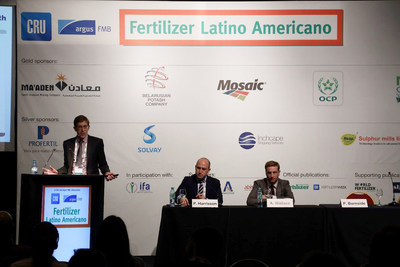 Industry expert speakers, led by Paul Burnside, give their views on the market at the Fertilizer Latino Americano Conference 2017