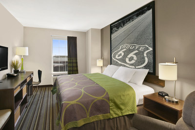 The interior of Super 8's redesigned guestroom was the inspiration for the creation of ROADM8 and its debut at the 2018 New York International Auto Show. Offering a sleek, new, modern look and feel, each room features classic black and white photography, which doubles as a headboard, depicting iconic landmarks and landscapes reflective of each hotel and its nearby surroundings.
