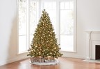 Hammacher Schlemmer Introduces The 2018 Best Christmas Trees