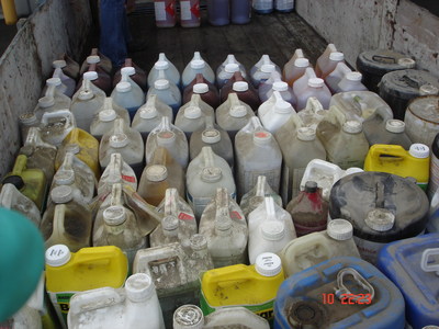 Containers of unwanted and old pesticides and livestock/equine medications recovered at a recent Cleanfarms collection event. (CNW Group/Cleanfarms Inc.)