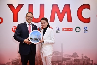 Governor Bevin and Joey Wat, CEO of Yum China