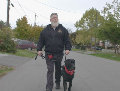 UPS® and Wounded Warriors Canada deliver a holiday wish (CNW Group/UPS Canada Ltd.)