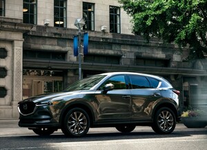 2019 Mazda CX-5 Signature Makes North American Debut at 2018 Seattle Auto Show